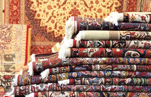  راهکارهای جهش تولید در صنعت صادرات محور کشور؛ فرش ایرانی؛ آمیزه ای از نقش‌ها و رنگ‌هاست
